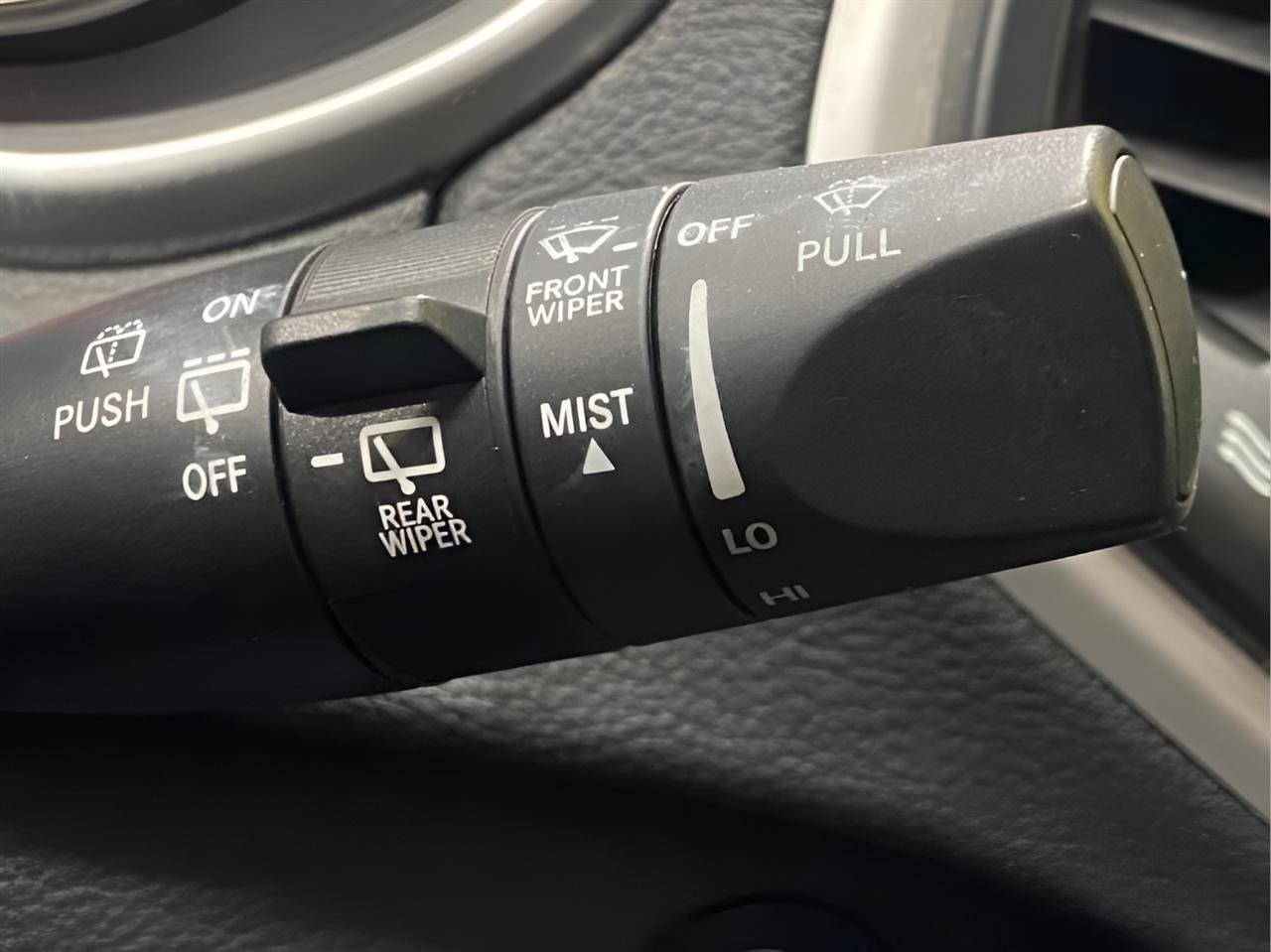 Used 2014 Jeep Cherokee Limited w/ Luxury Group FWD image 18