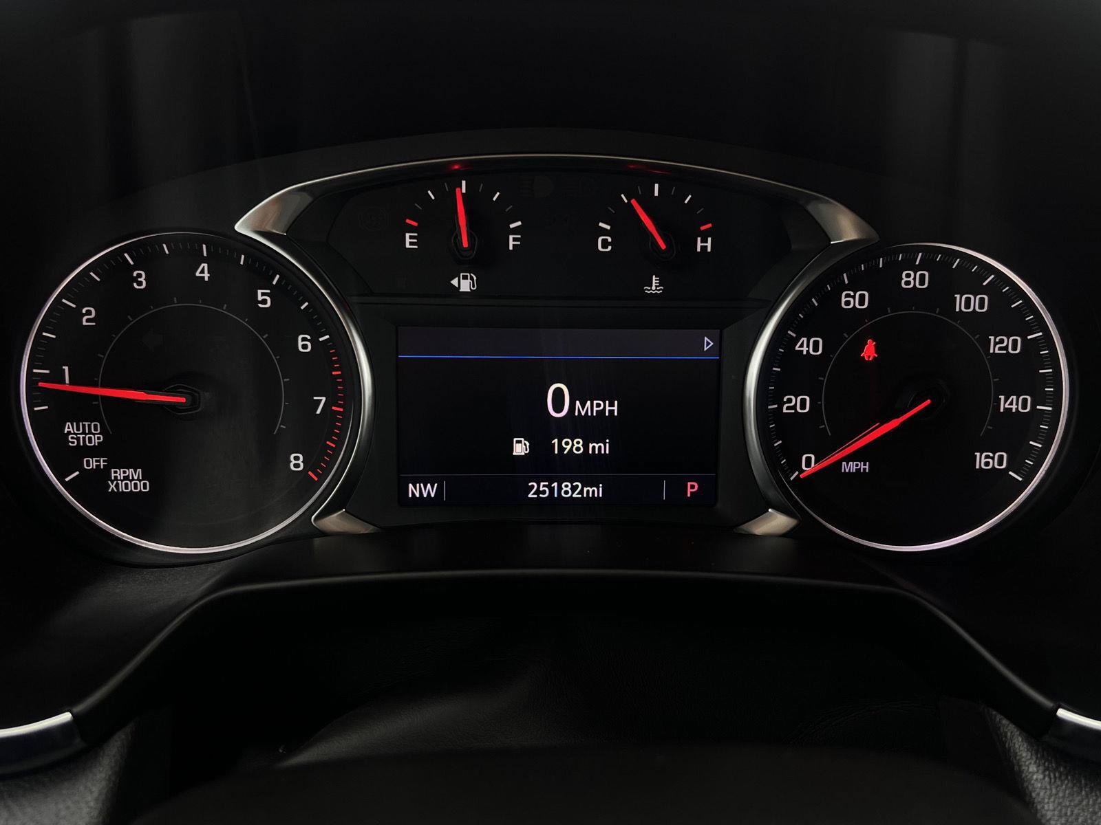 Used 2024 Chevrolet Blazer LT FWD image 2