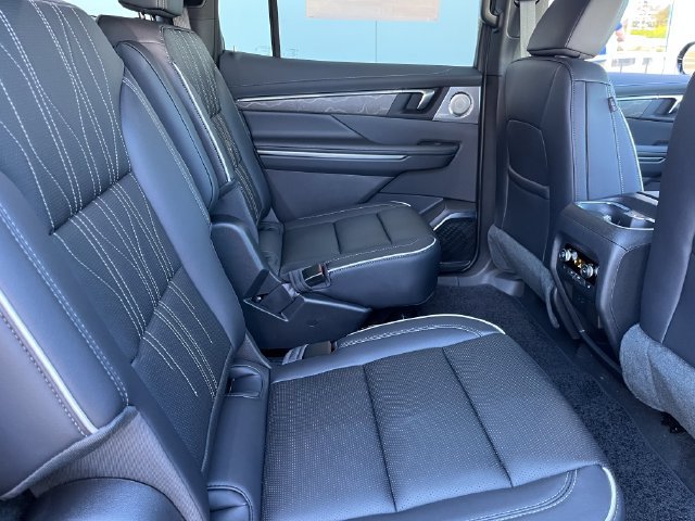 New 2027 Buick Enclave Avenir AWD/4WD image 16