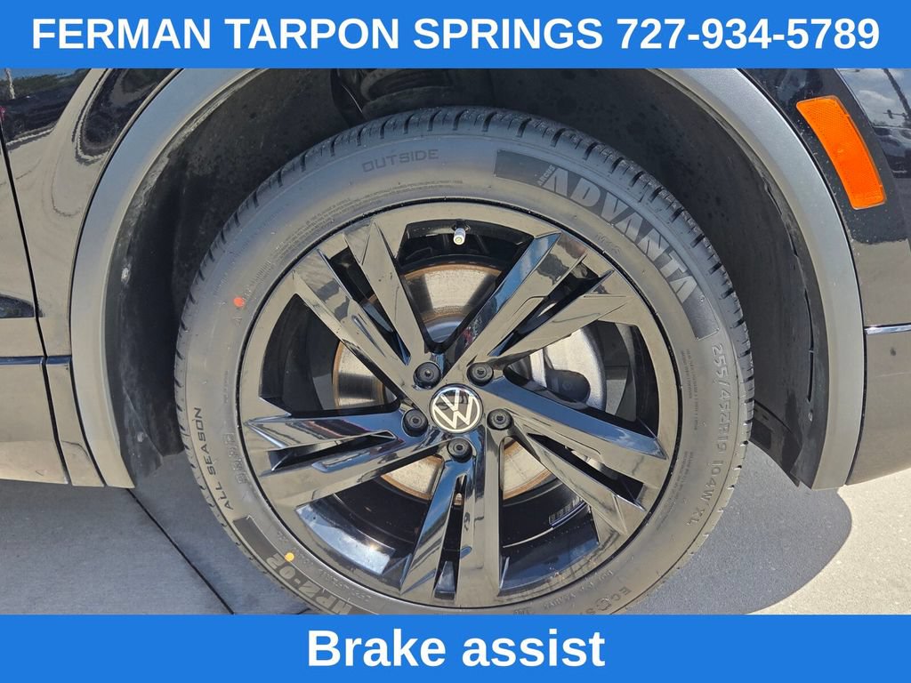 Used 2023 Volkswagen Tiguan SE R-Line FWD image 14
