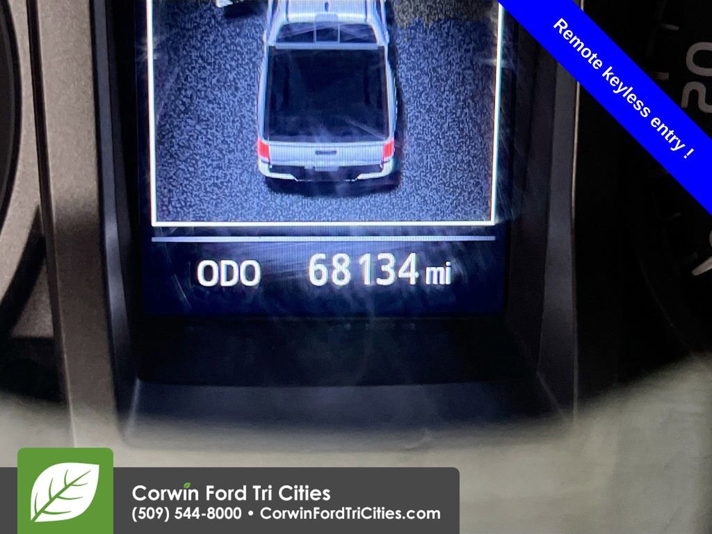 Used 2022 Toyota Tacoma TRD Off-Road image 2