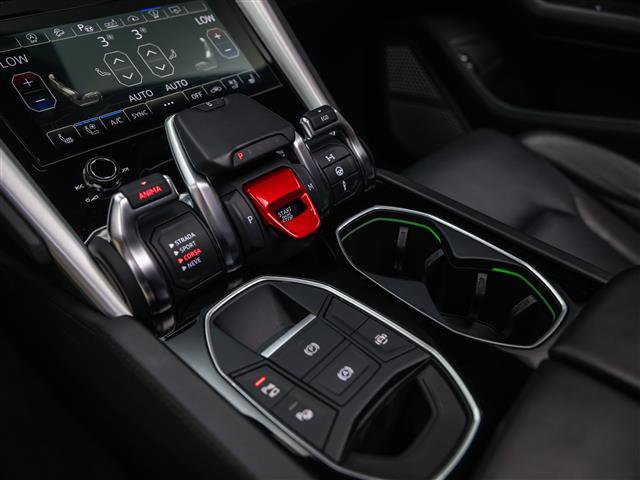 Used 2021 Lamborghini Urus image 30