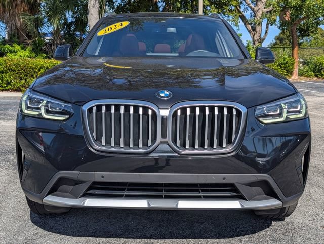 Used 2024 BMW X3 sDrive30i w/ Premium Package image 2