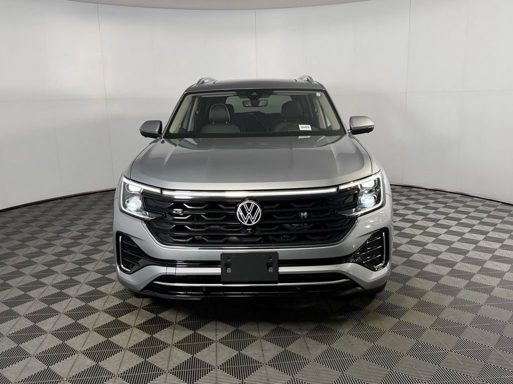 Used 2025 Volkswagen Atlas SEL Premium R-Line AWD/4WD image 11