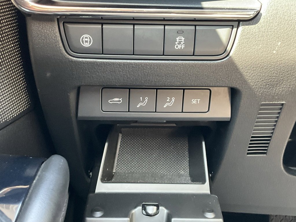 Used 2019 MAZDA MAZDA3 Sedan w/ Premium Package image 7