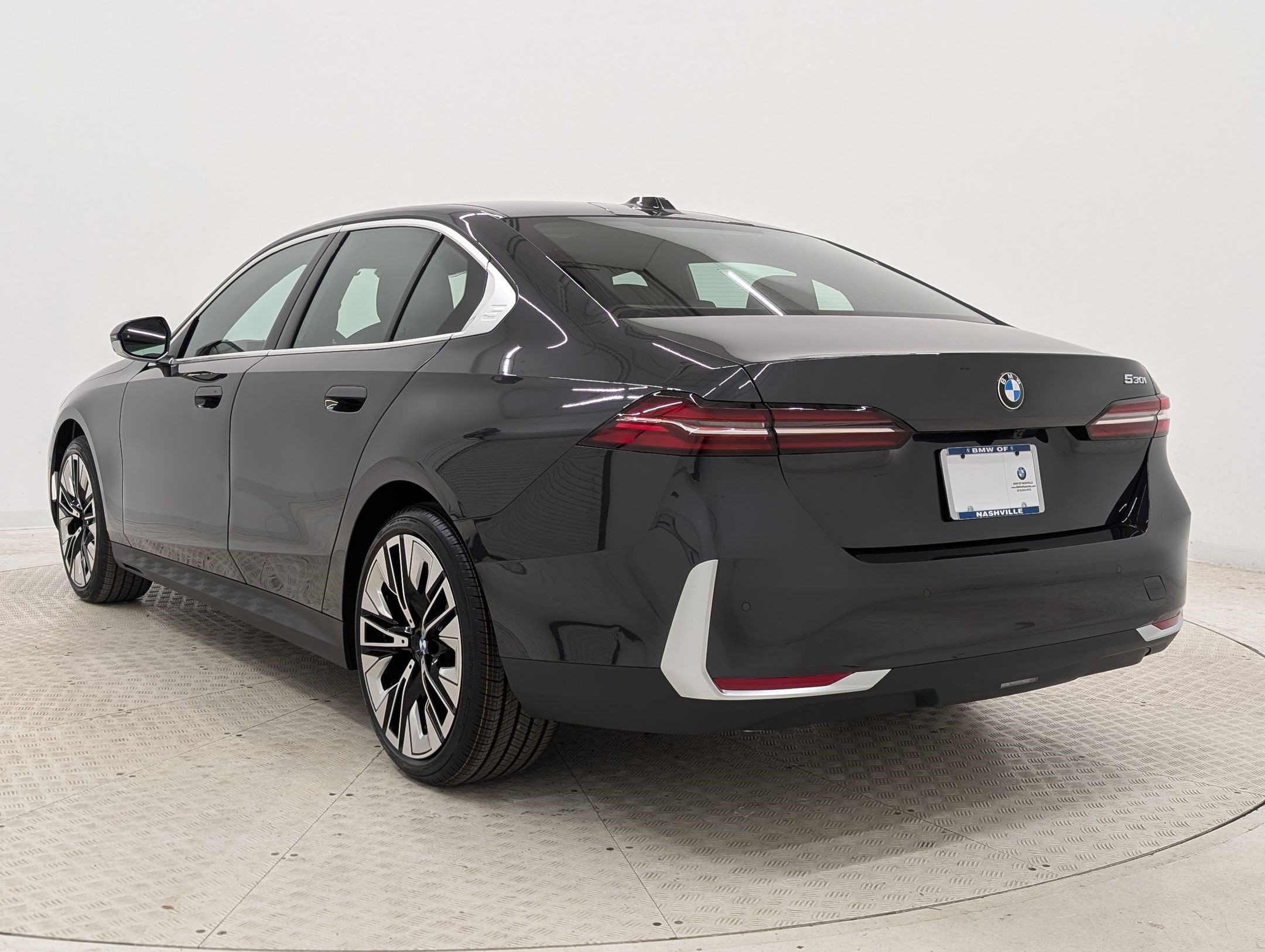 New 2026 BMW 530i w/ Premium Package RWD image 3