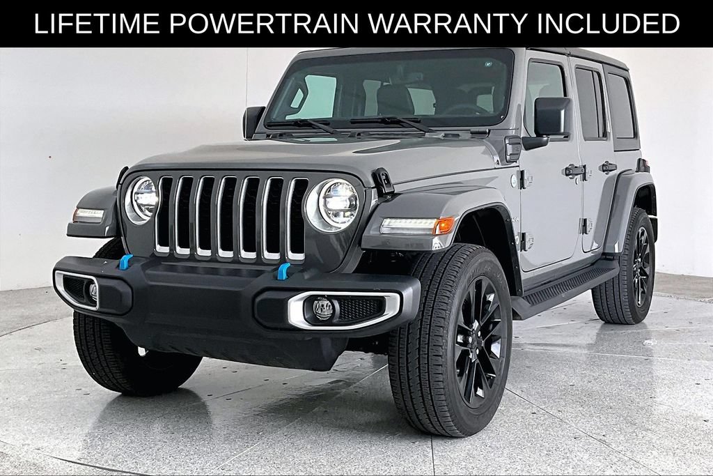 Used 2023 Jeep Wrangler Unlimited Sahara AWD/4WD image 15