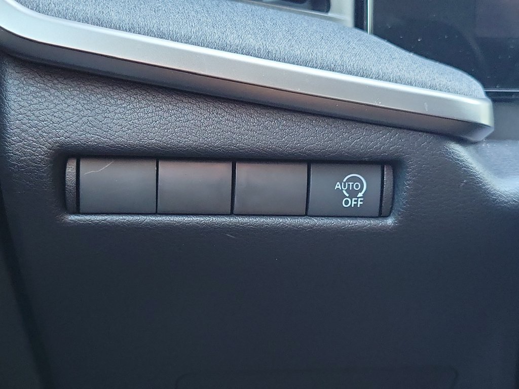 Used 2026 Nissan Kicks S FWD image 27