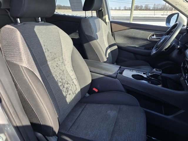 Used 2023 Nissan Rogue SV image 30
