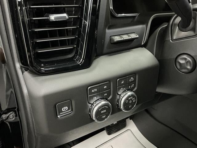 New 2026 GMC Sierra 1500 AT4 w/ AT4 Premium Package AWD/4WD image 15