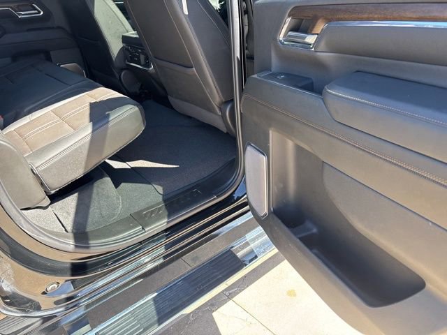 Used 2024 Chevrolet Silverado 2500 High Country w/ High Country Premium Package AWD/4WD image 20
