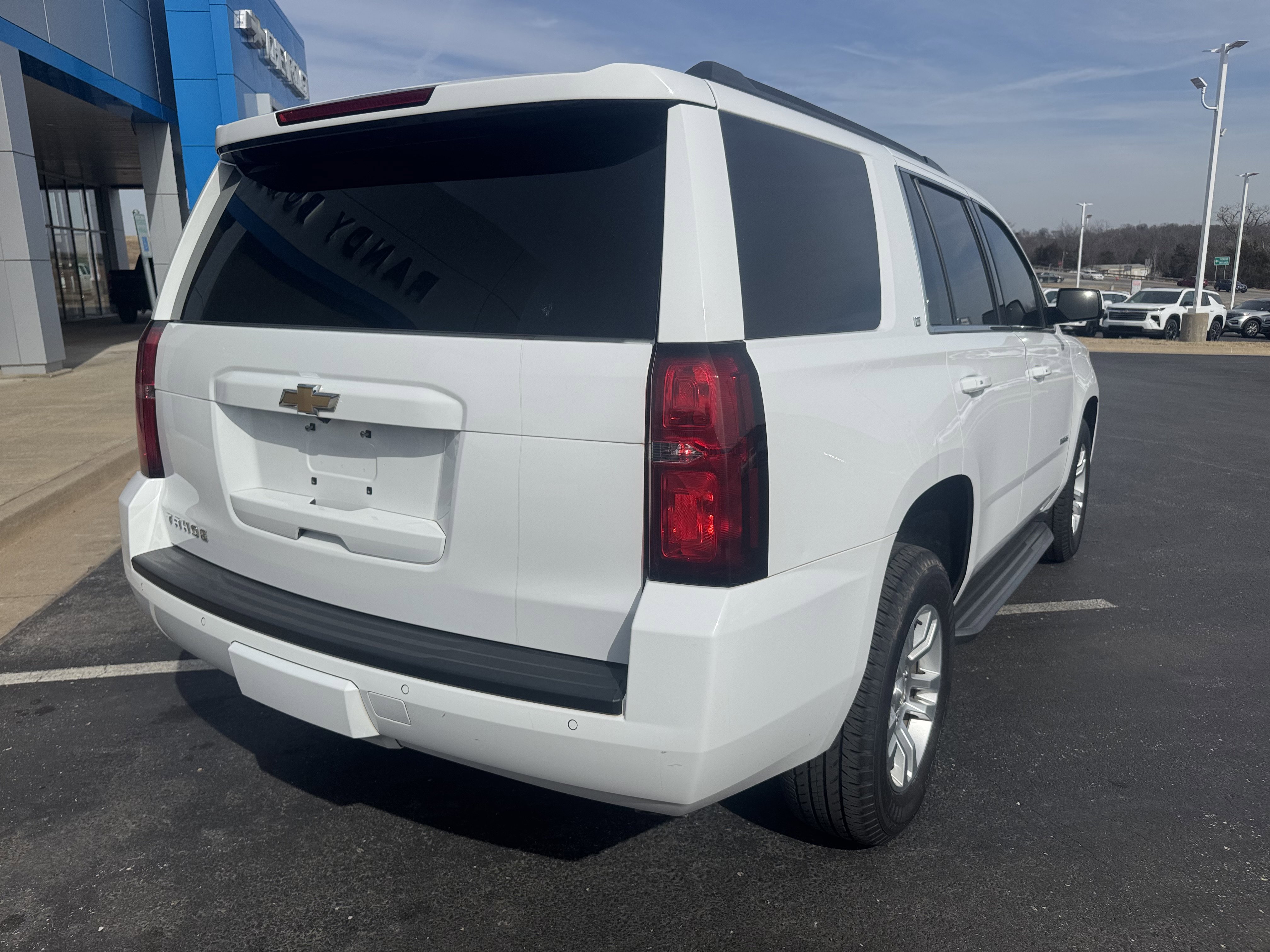 Used 2018 Chevrolet Tahoe LT w/ Luxury Package image 4