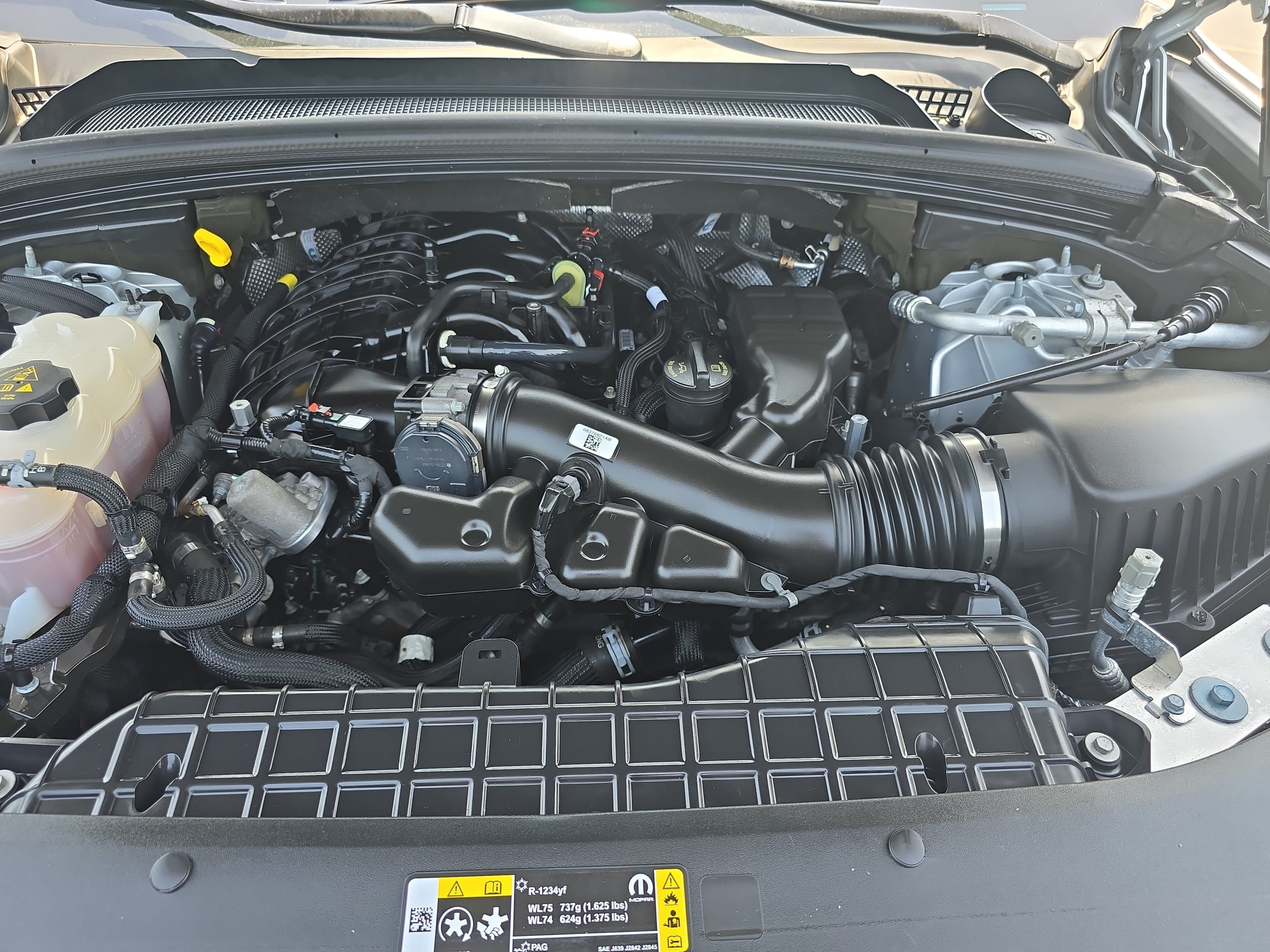 Used 2021 Jeep Grand Cherokee L Limited AWD/4WD image 31