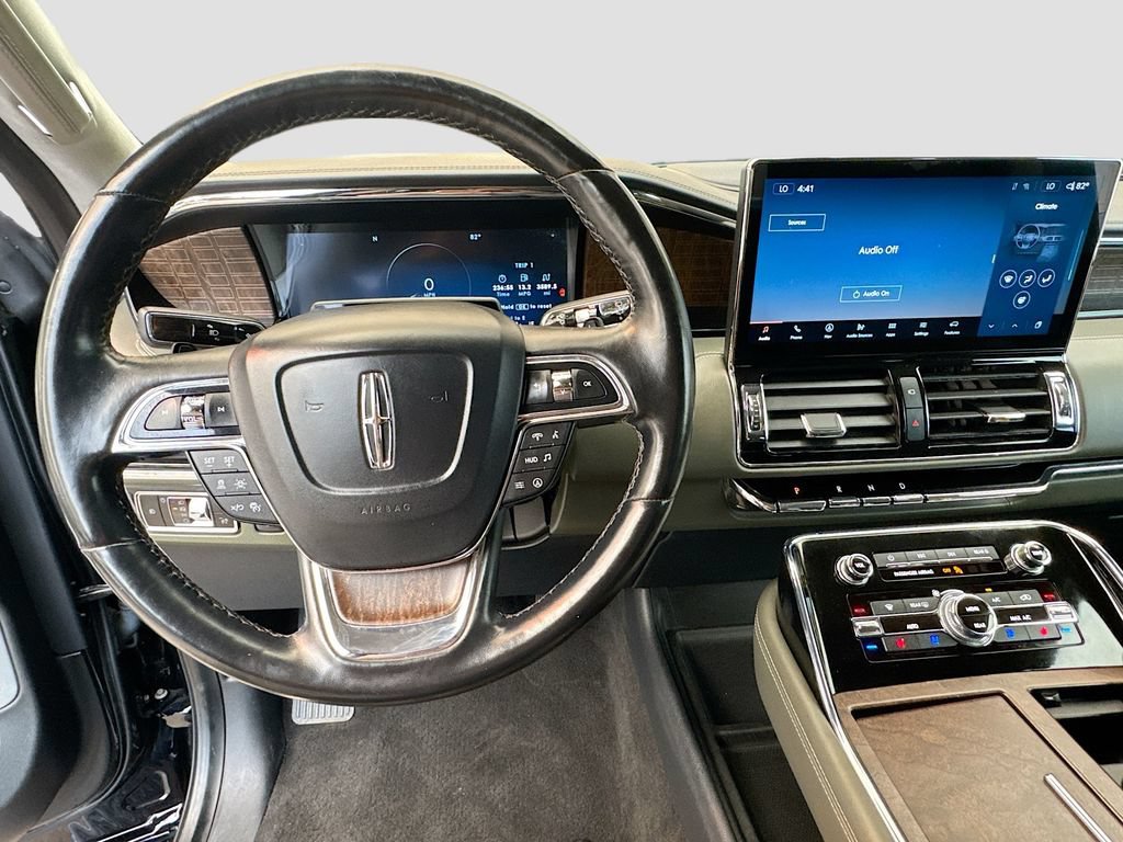 Used 2023 Lincoln Navigator L Black Label AWD/4WD image 12