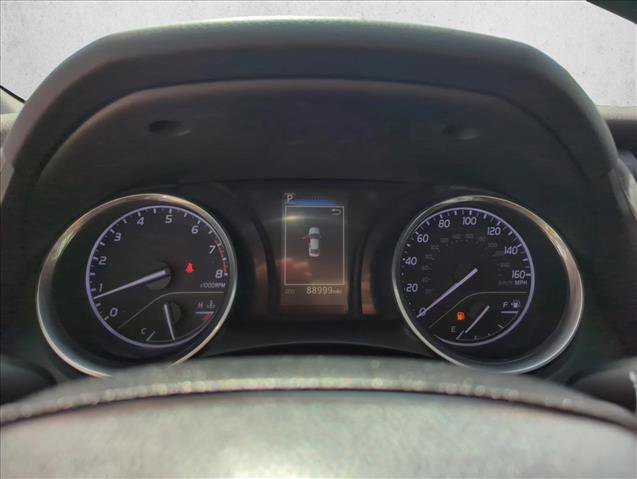 Used 2019 Toyota Camry SE image 9
