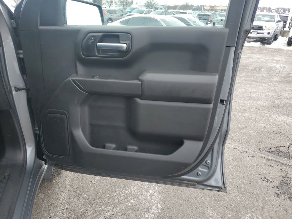 Used 2021 Chevrolet Silverado 1500 Custom image 30