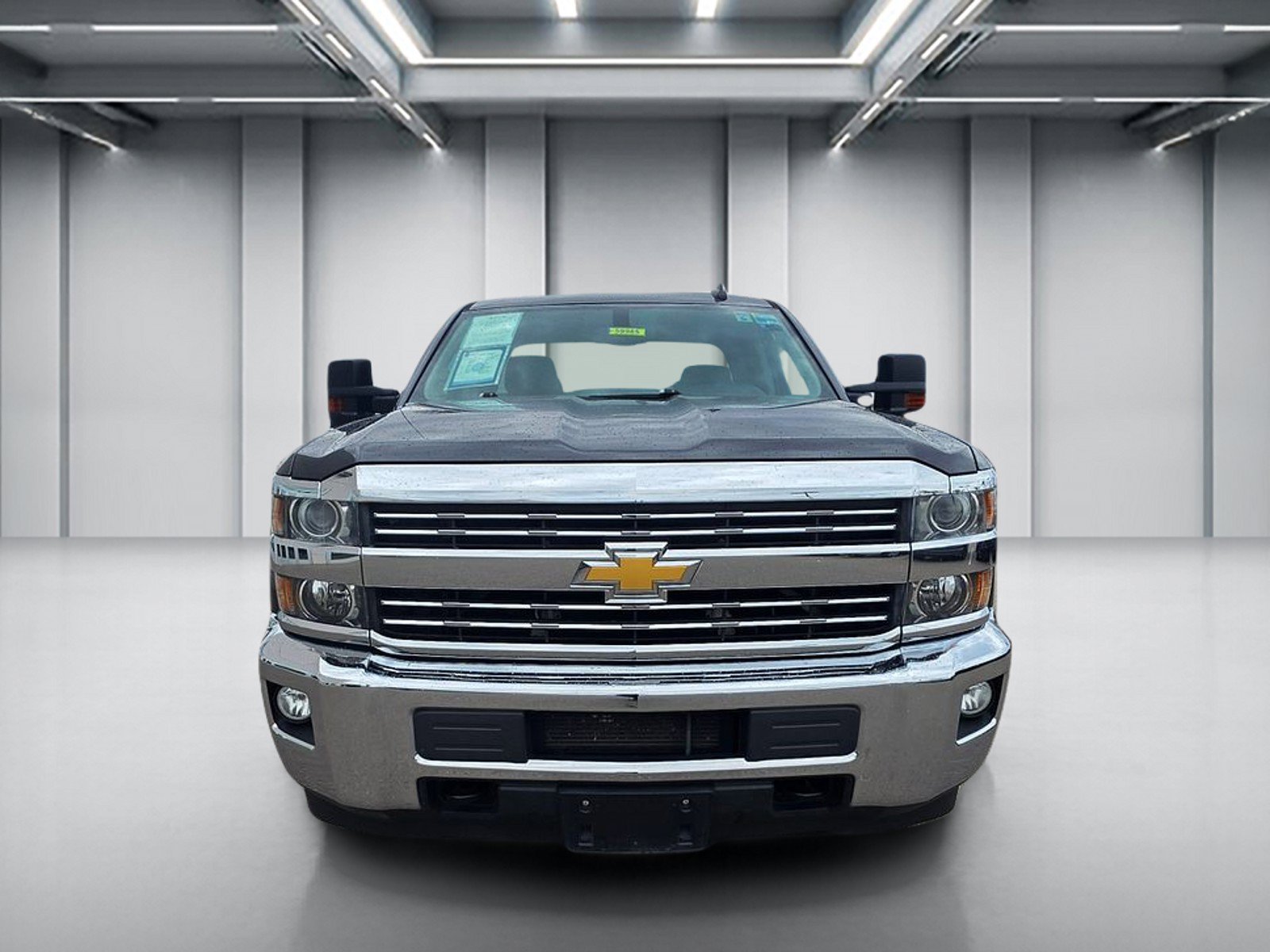 Used 2016 Chevrolet Silverado 3500 LT w/ LT Convenience Package AWD/4WD image 2