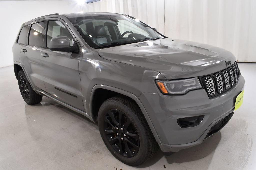 Used 2021 Jeep Grand Cherokee Laredo X AWD/4WD image 5
