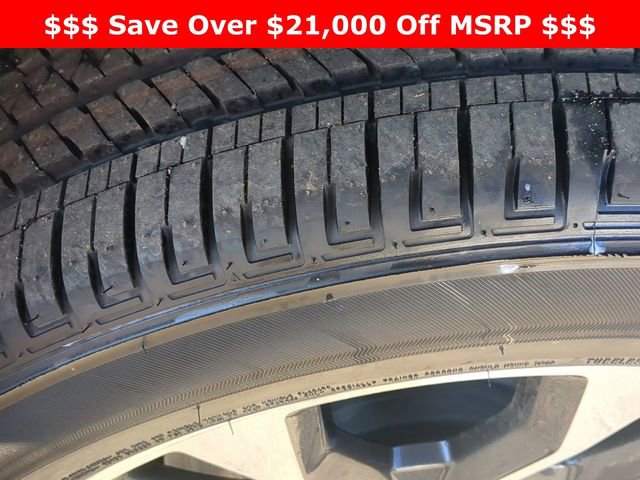 New 2024 Jeep Grand Cherokee Overland w/ Advanced Protech Group III image 15