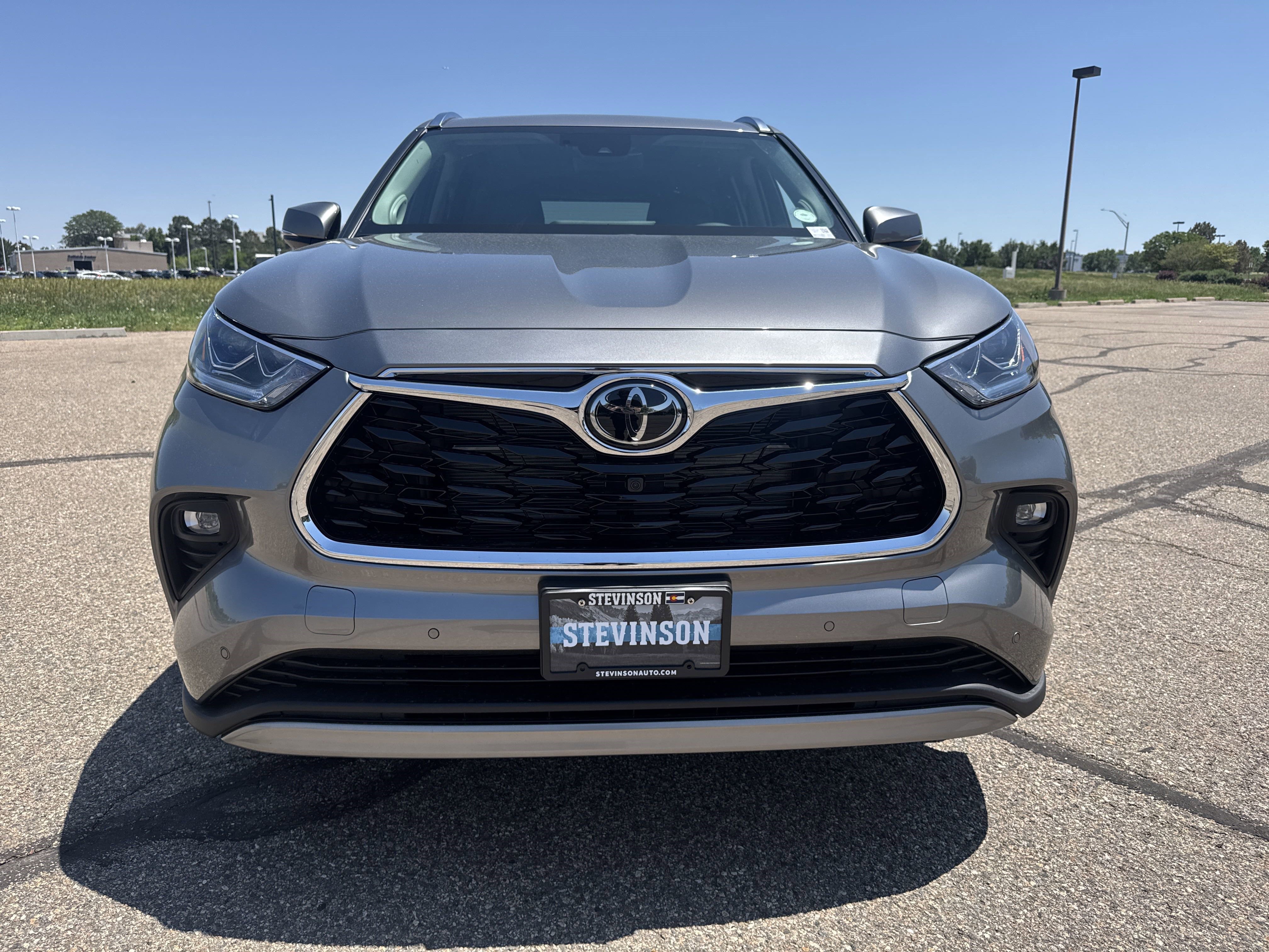 New 2026 Toyota Highlander Platinum AWD/4WD image 8