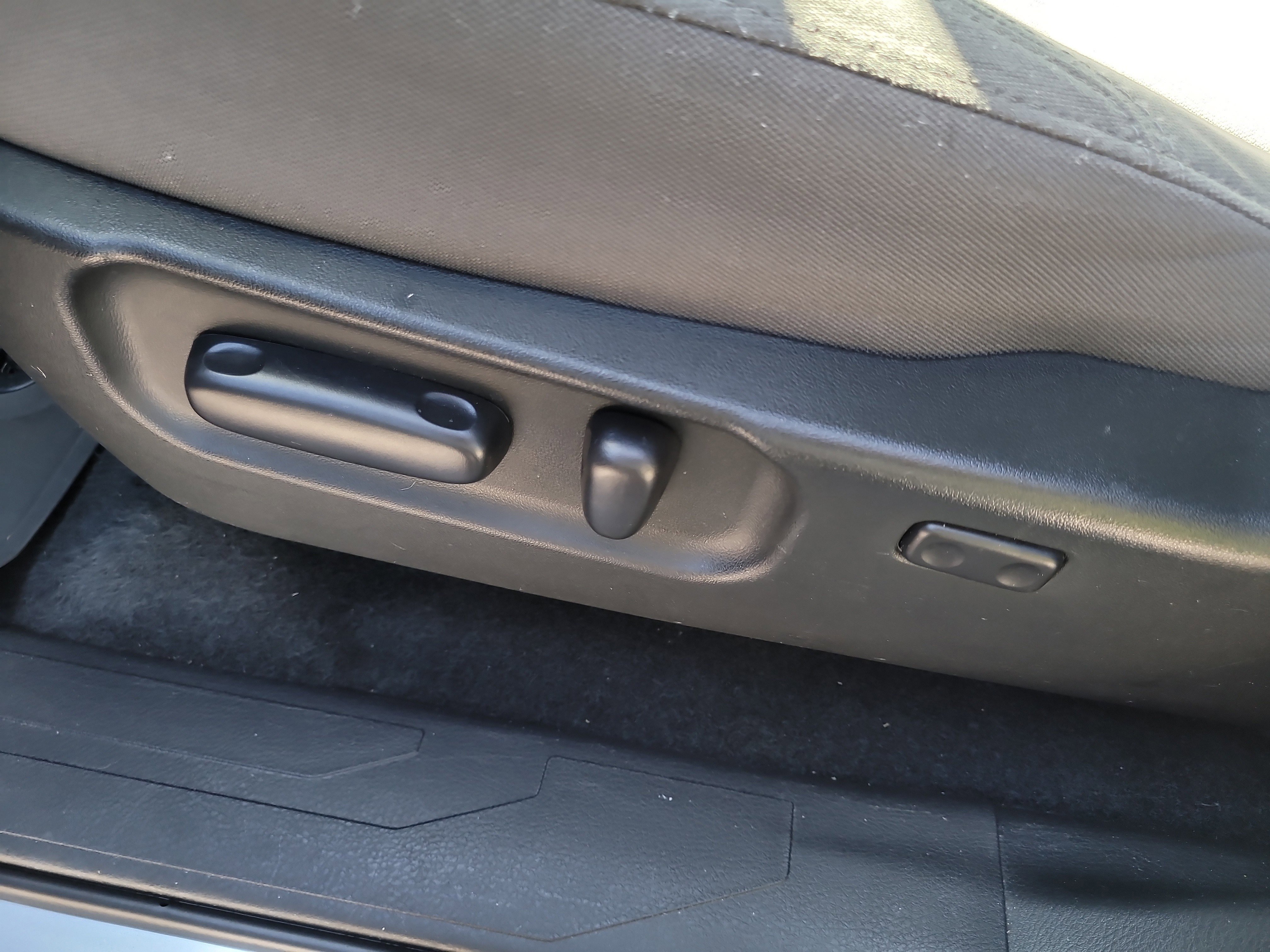 Certified 2023 Toyota Tacoma SR5 image 21