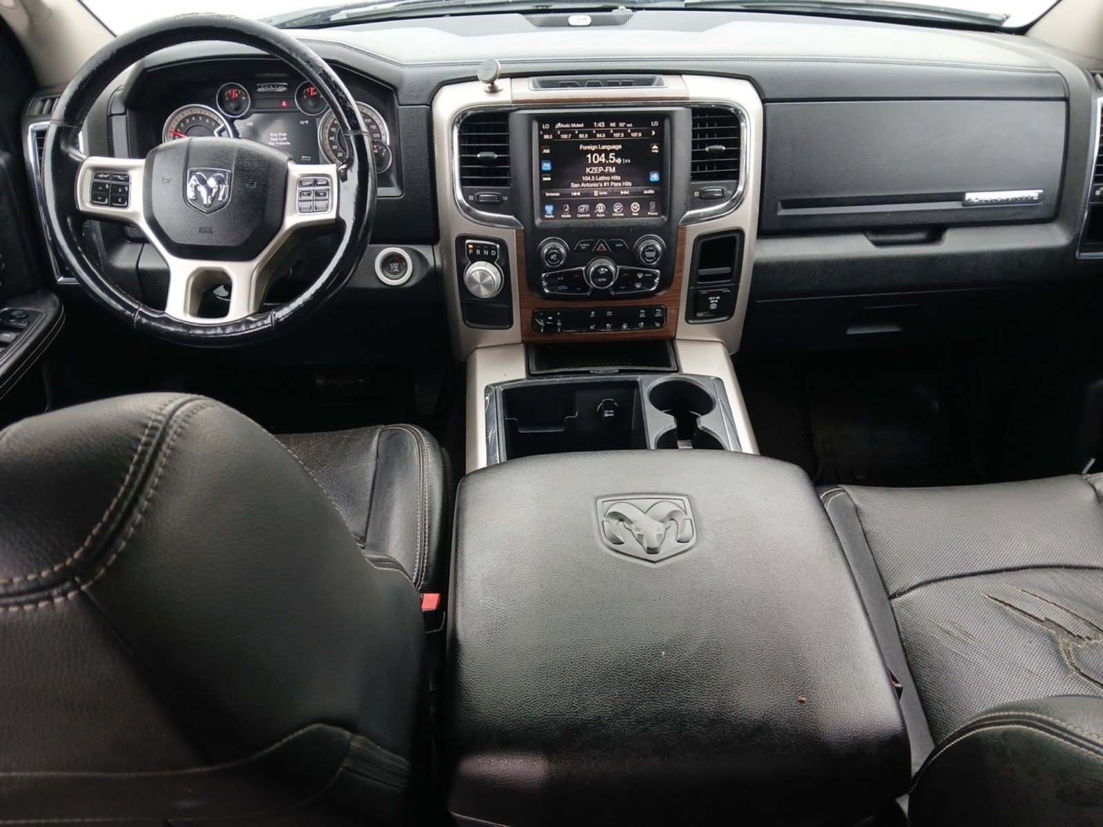 Used 2014 RAM 1500 Laramie w/ Convenience Group image 10