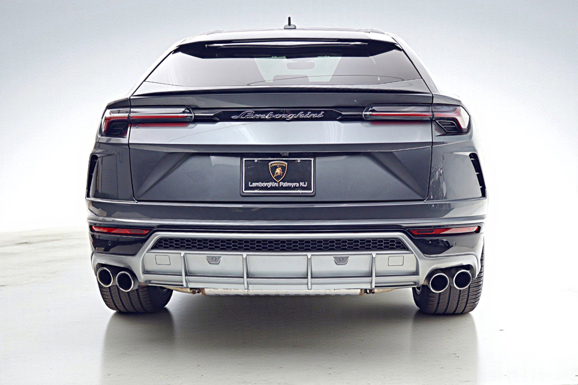 Used 2020 Lamborghini Urus image 8