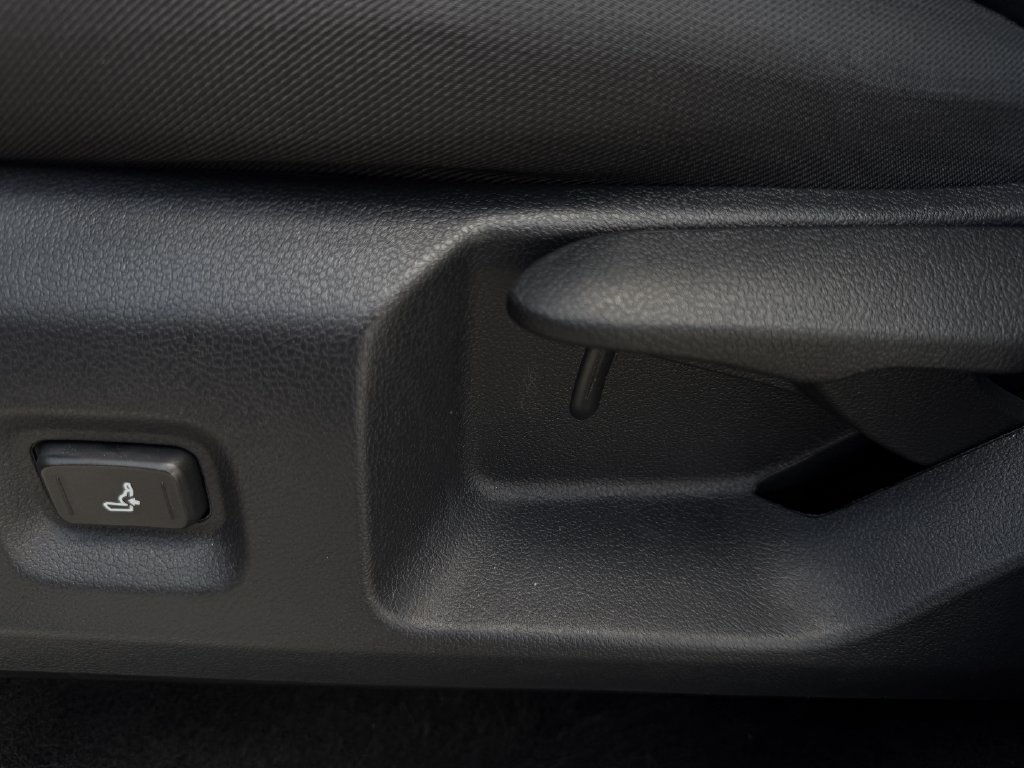 Used 2024 Toyota Tacoma SR AWD/4WD image 26
