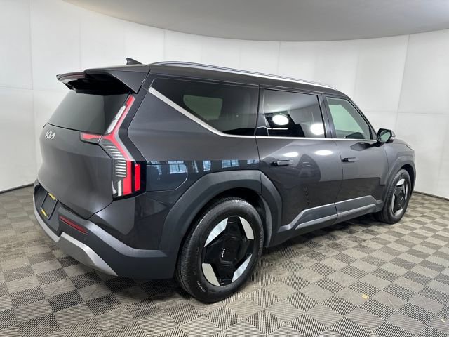 Used 2024 Kia EV9 Wind image 3