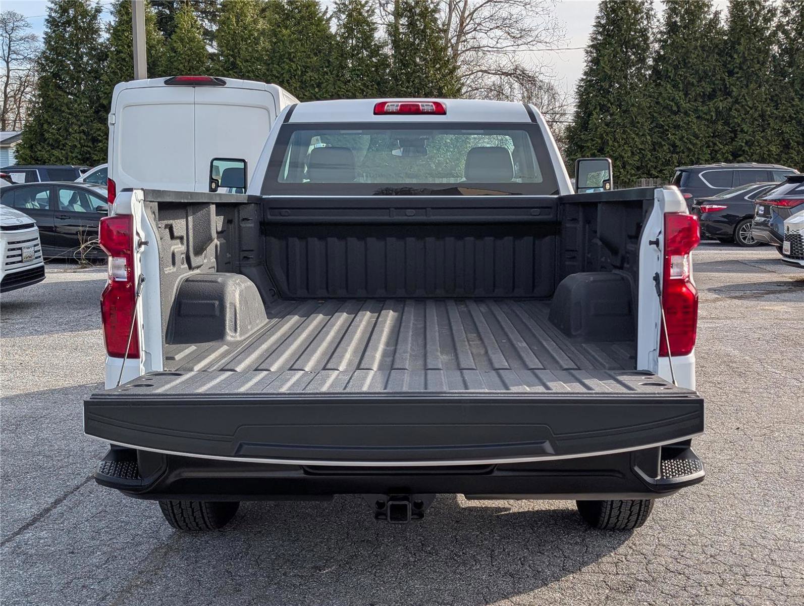 Used 2025 Chevrolet Silverado 1500 W/T w/ Trailering Package image 12