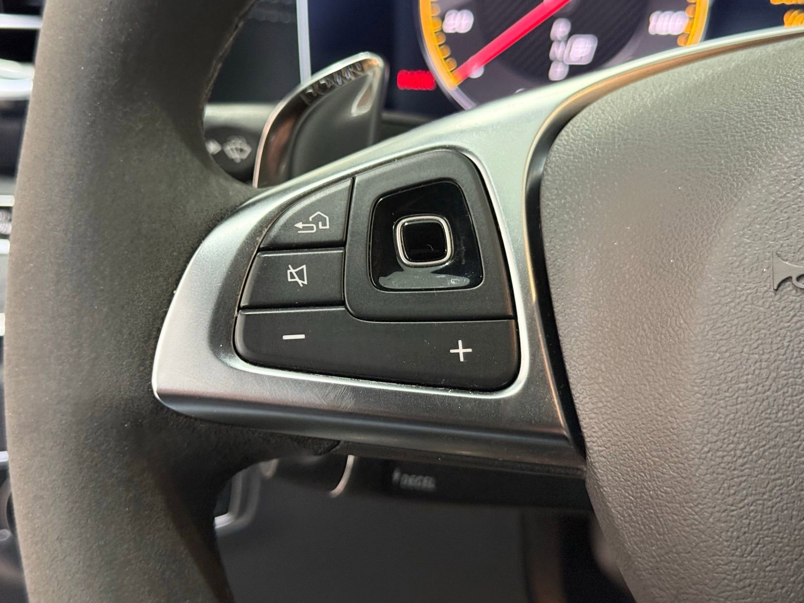 Used 2018 Mercedes-Benz E 63 AMG S image 26