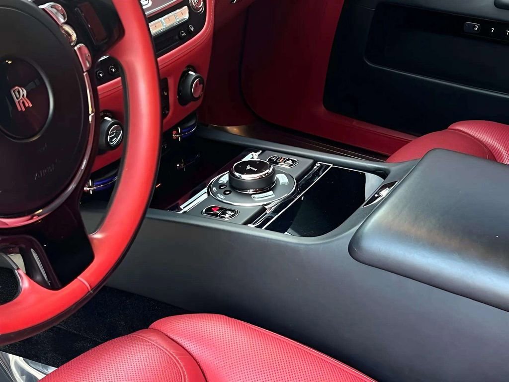Used 2018 Rolls-Royce Ghost RWD image 11