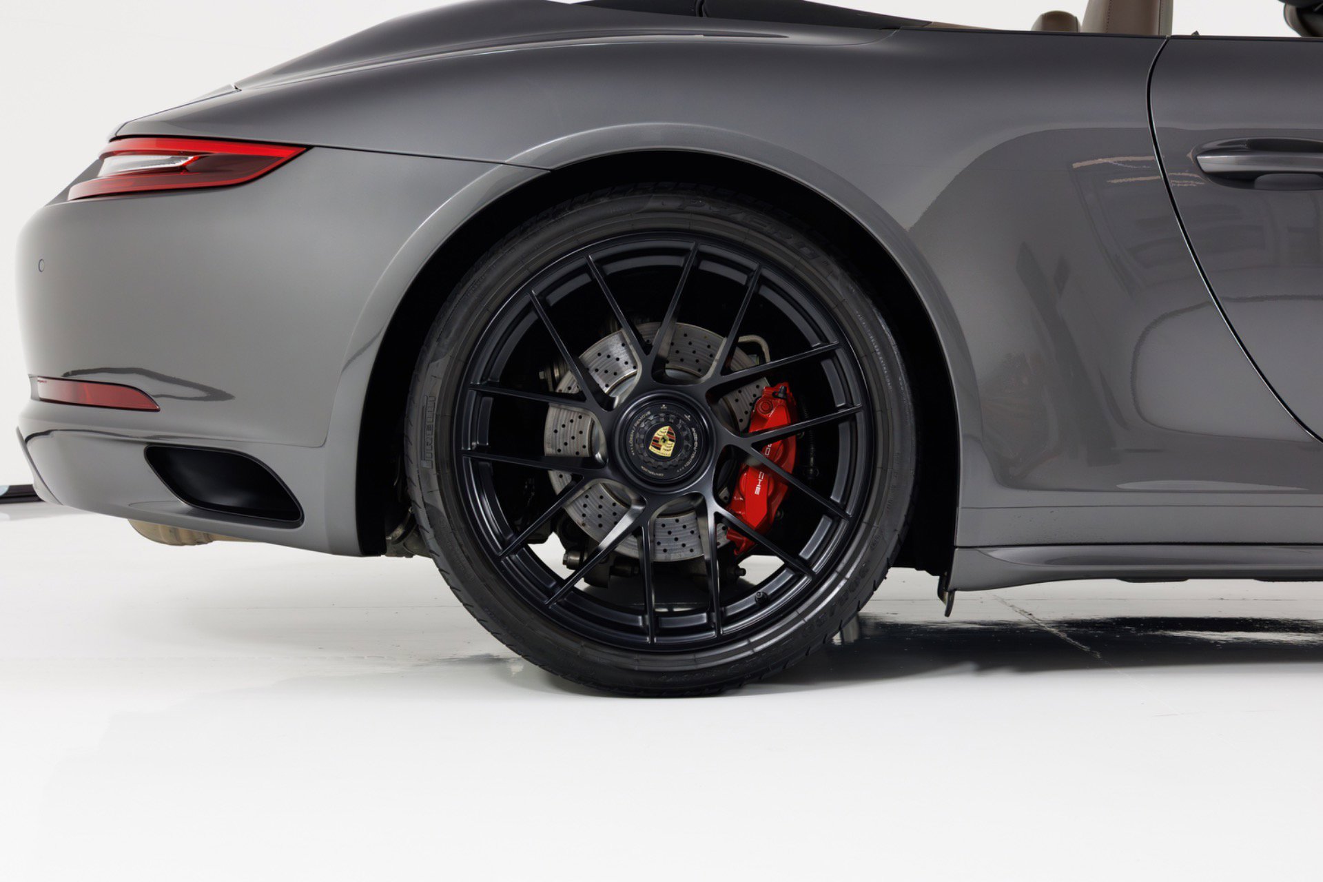 Used 2017 Porsche 911 Carrera GTS image 13
