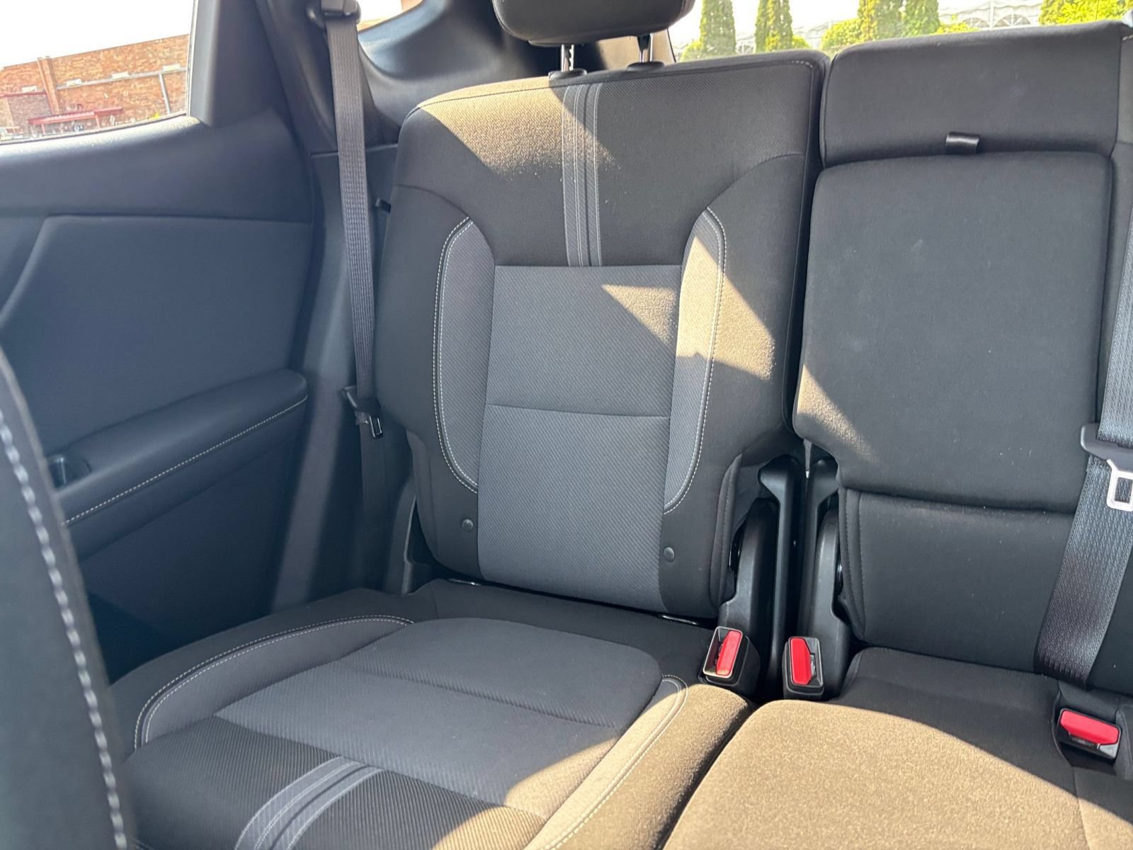 Used 2025 Chevrolet Blazer LT FWD image 38
