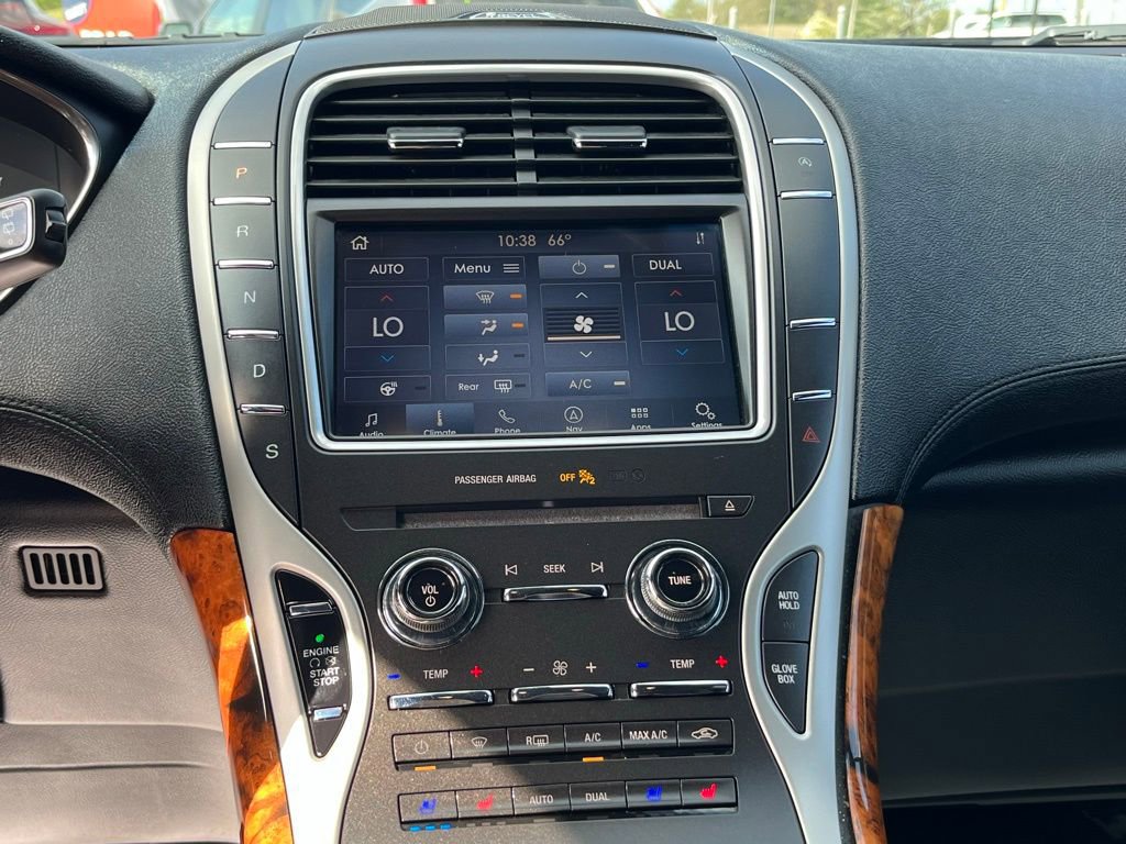 Used 2020 Lincoln Nautilus Reserve FWD image 15
