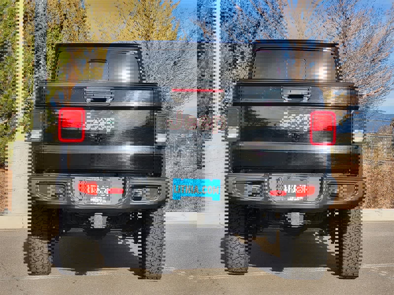 Used 2022 Jeep Gladiator Rubicon w/ Trailer Tow Package image 6