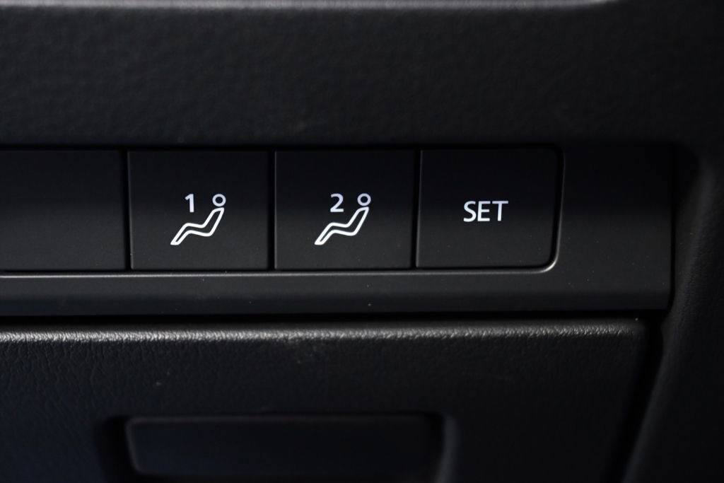 Used 2023 MAZDA MAZDA3 s image 25