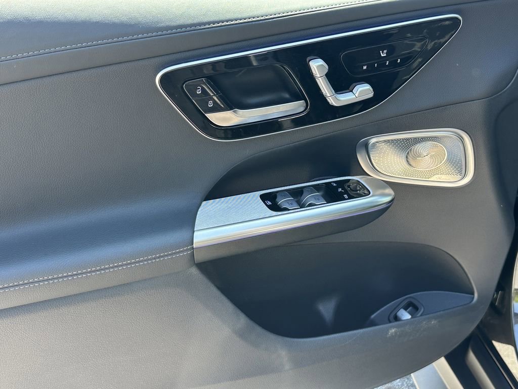 Certified 2025 Mercedes-Benz GLC 300 4MATIC image 10