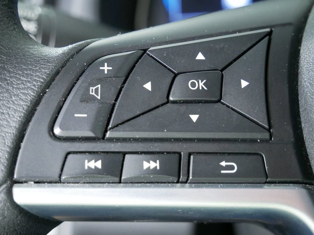 Used 2025 Nissan Leaf S FWD image 25