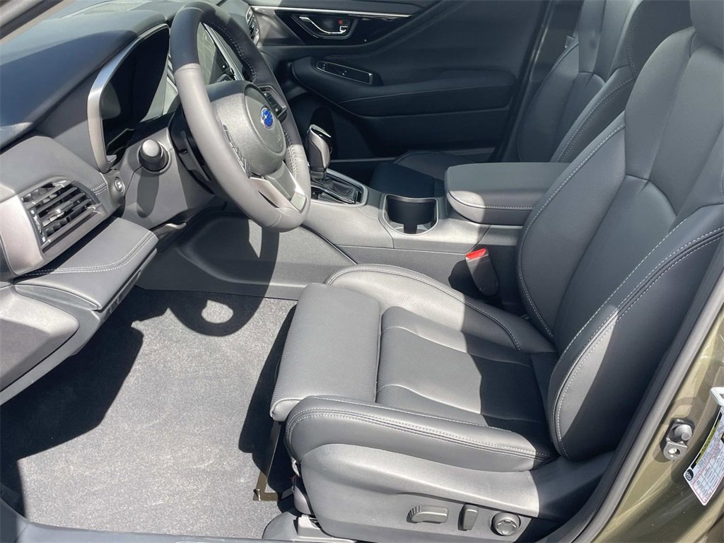 New 2025 Subaru Outback Touring image 9