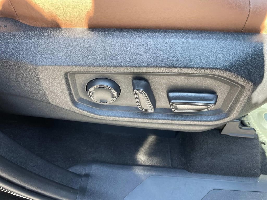 Used 2022 Toyota Tundra 1794 Edition image 27