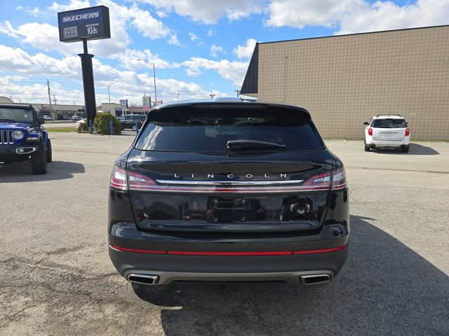 Used 2023 Lincoln Nautilus Reserve image 5