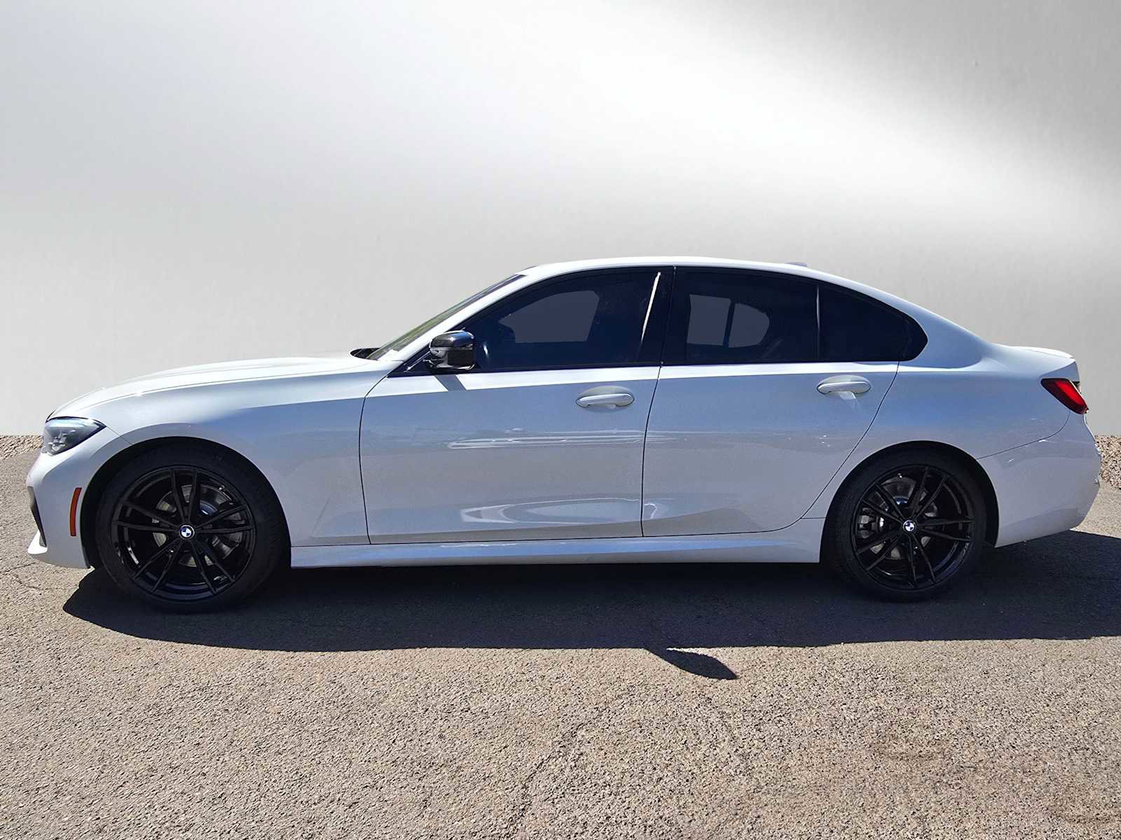 Used 2022 BMW 330i xDrive Sedan w/ M Sport Package image 6