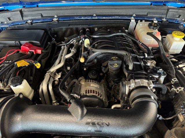 Used 2022 Jeep Gladiator Sport AWD/4WD image 7