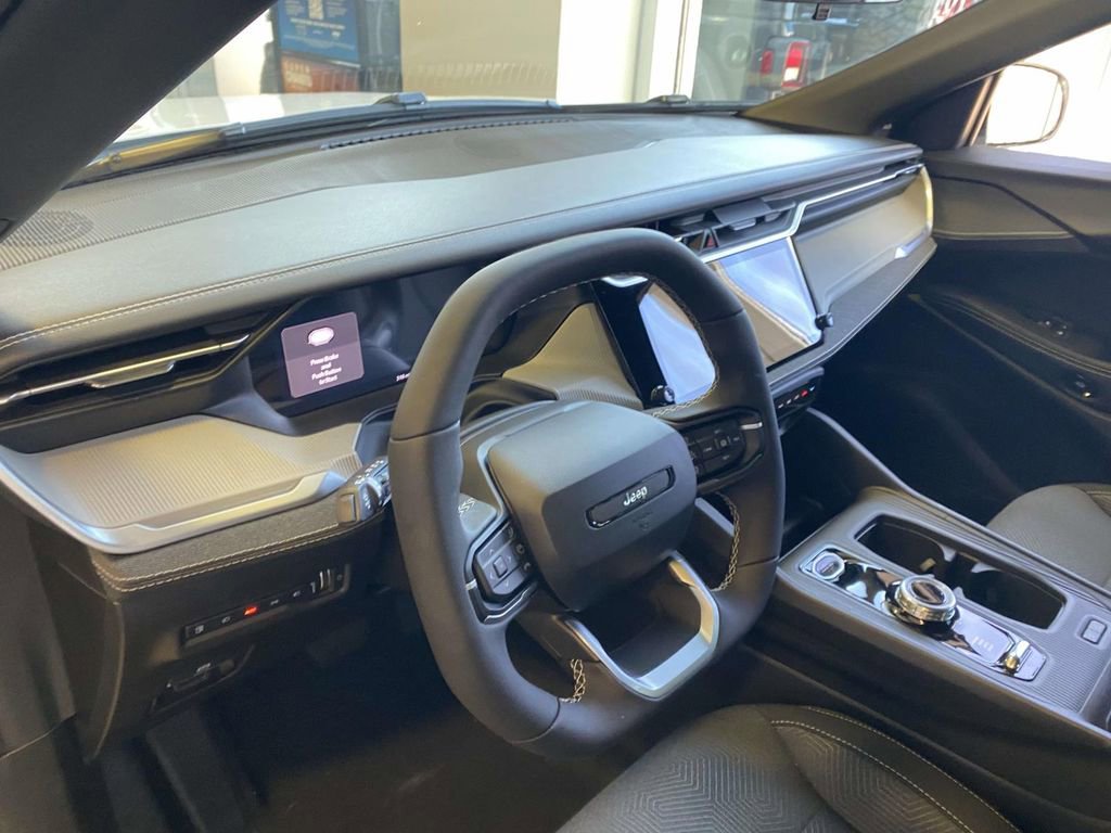 New 2026 Jeep Cherokee Laredo AWD/4WD image 18