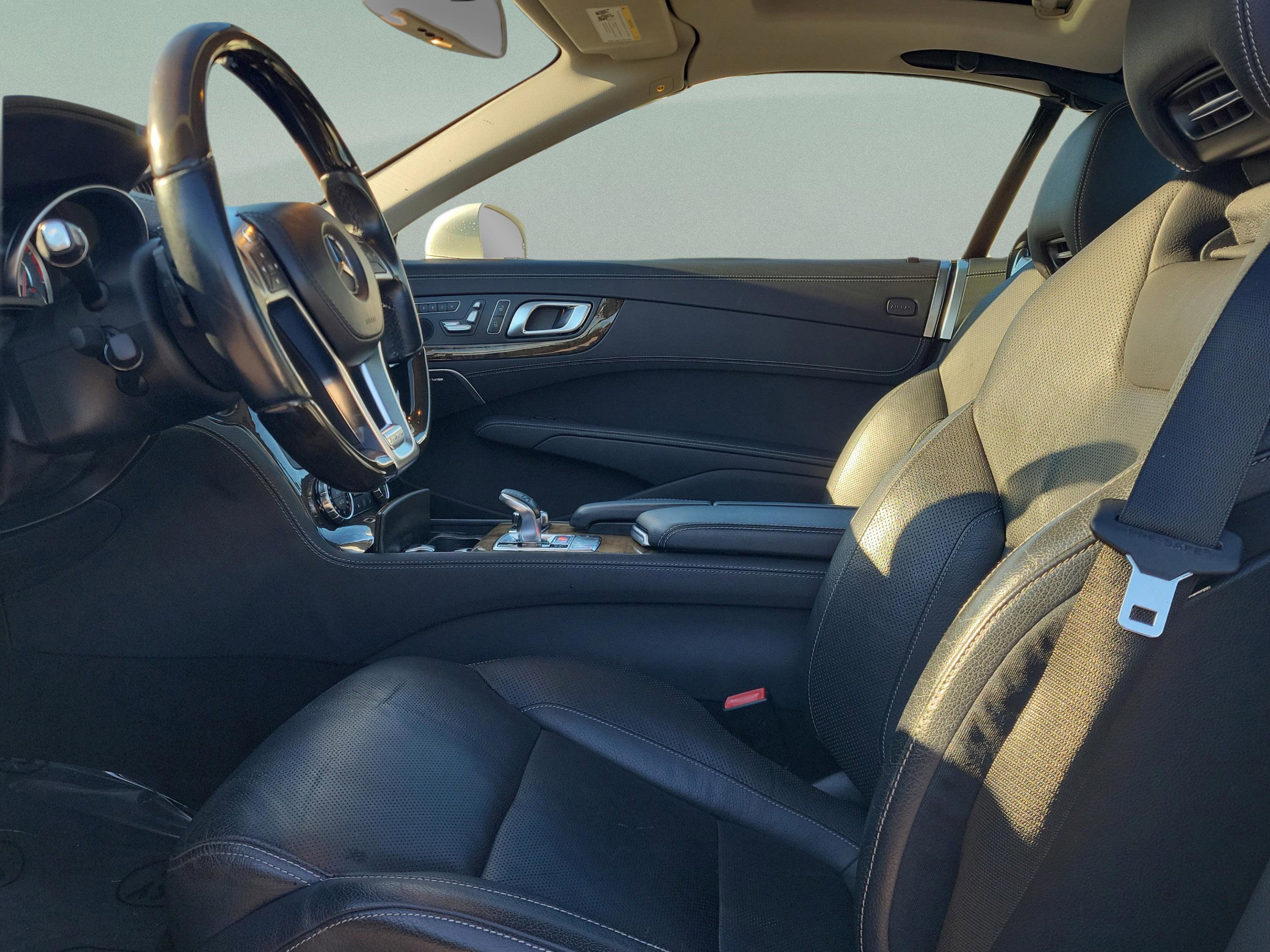 Used 2014 Mercedes-Benz SL 550 w/ Sport Wheel Package image 34