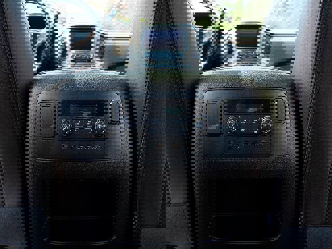 Used 2018 GMC Yukon Denali w/ Denali Ultimate Package image 26