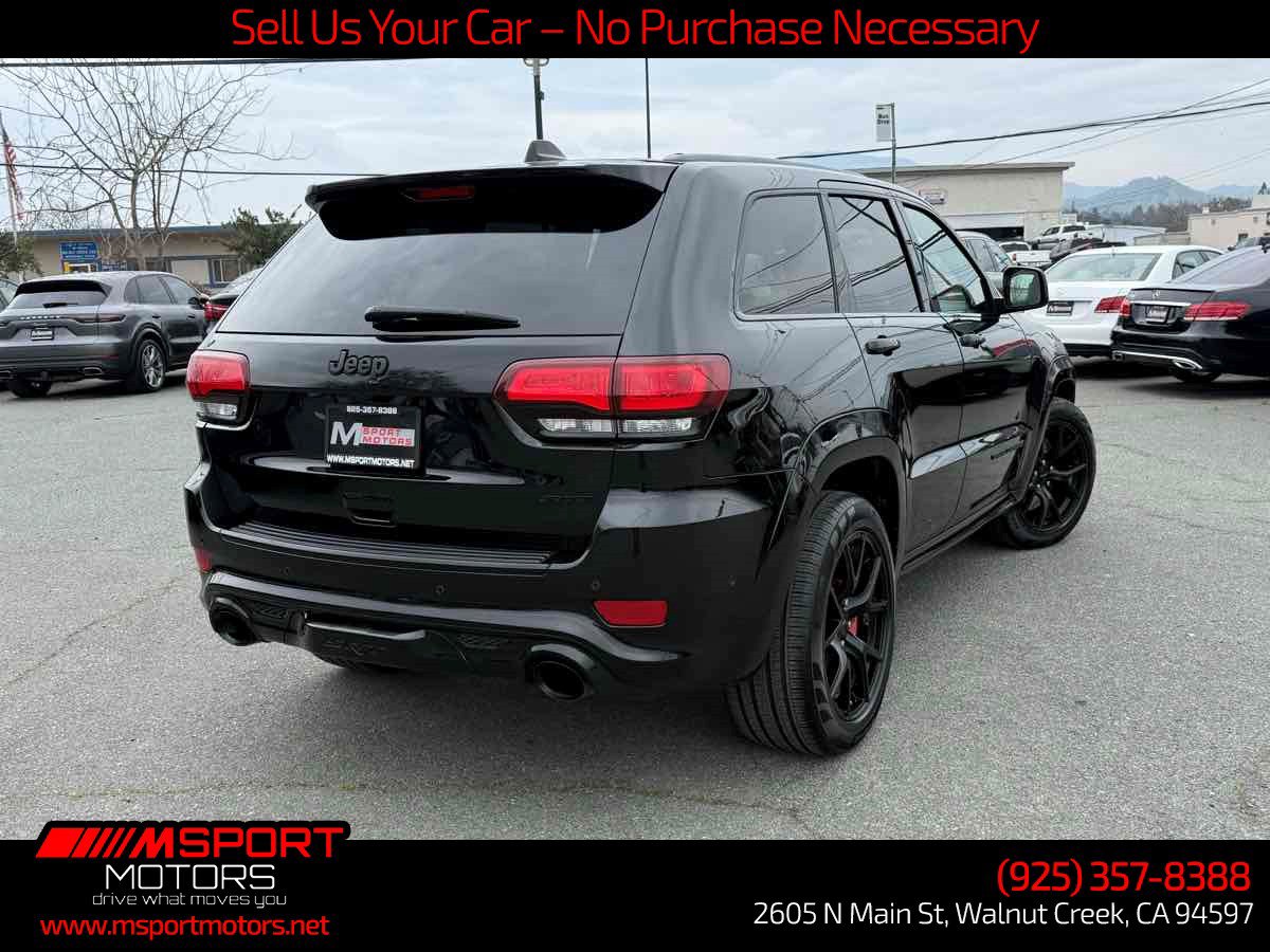 Used 2021 Jeep Grand Cherokee SRT w/ Trailer Tow Group IV AWD/4WD image 11
