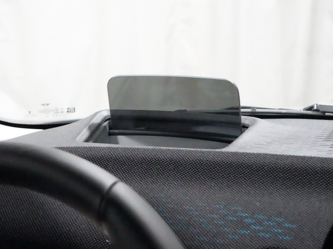 Certified 2025 MINI Cooper S image 9