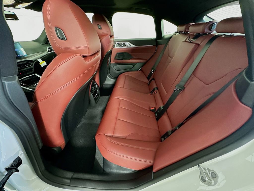 New 2026 BMW 430i xDrive w/ M Sport Package image 31
